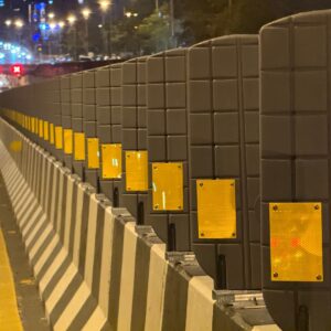 แผนบังสายตา (Anti Glare Board)